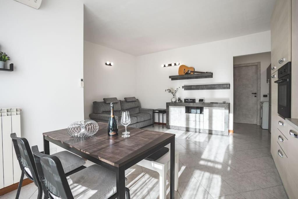 La Corte Apartment Monza - Milano + Free Wi-Fi Lissone Buitenkant foto